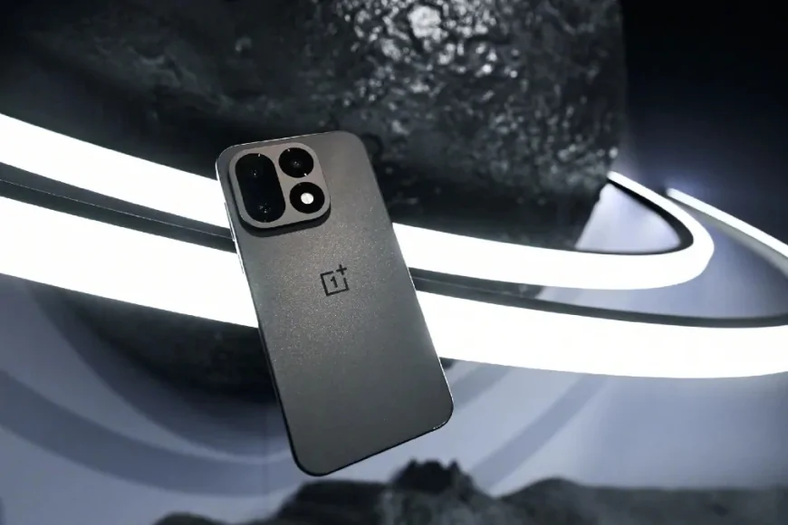 Photo: trick.bd OnePlus Launches Flagship Phone With 9,000 mAh Battery